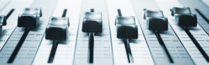 mixing-desk-mischpult-voiceover-englischer-sprecher